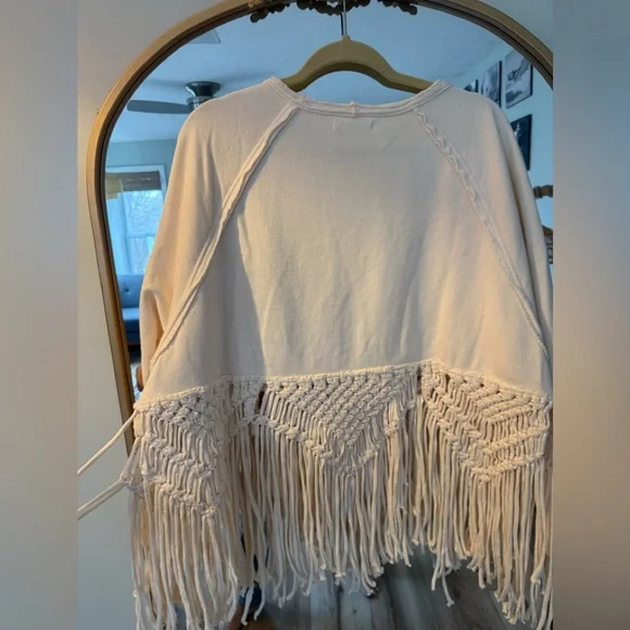 We The Free Beach Daze Pullover in M - Picture 11 of 13